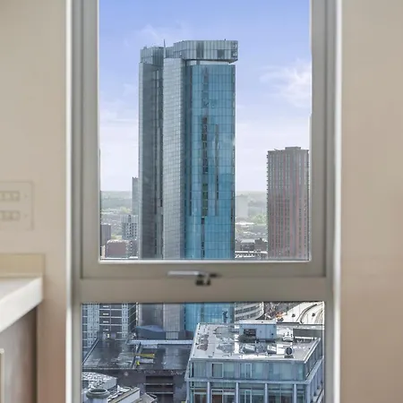Apartment Ultra Luxury! View In Centre!! Birmingham