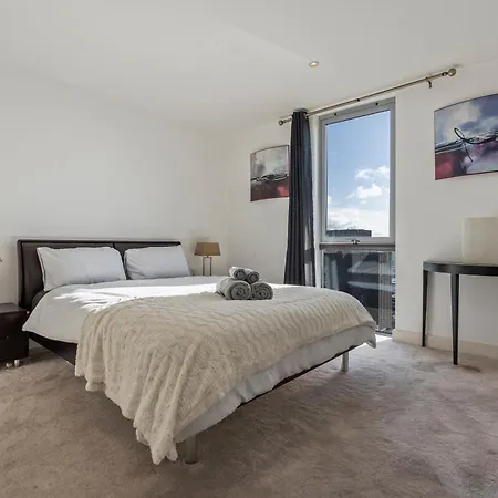 Ultra Luxury! View In Centre!! Birmingham